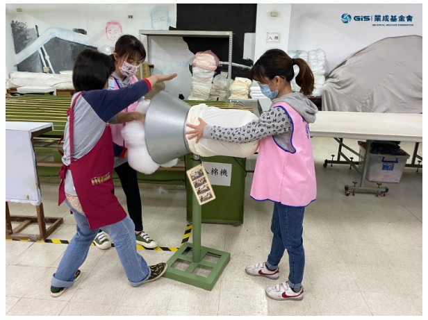 2025-10-29_152145.jpg 2025-10-29_152145.jpg